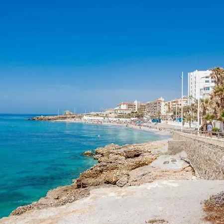 Penthouse With Amazing Sea Views And Parking شقة *