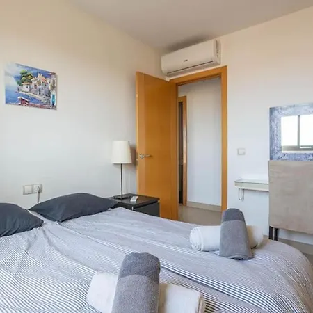 דירה Penthouse With Amazing Sea Views And Parking *